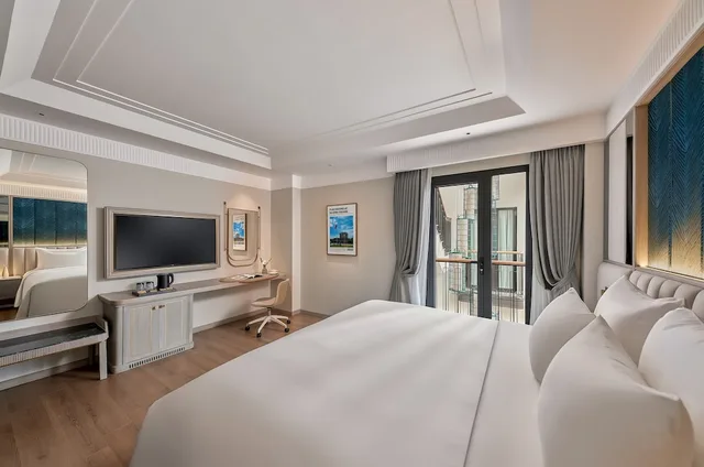 غرفة ديلوكس بسرير كينج، La Siesta Premium Lakeside 1/5