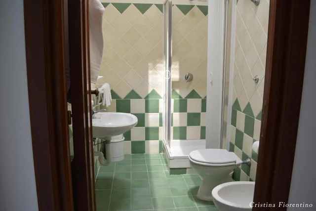 غرفة رباعية، Hotel La Ginestra 5/6