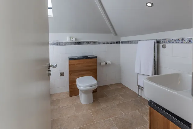 غرفة تنفيذية بسرير كوين، Beaumont House 9/10