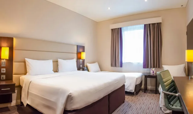 غرفة متصلة عائلية، Premier Inn Doha Education City 3/4