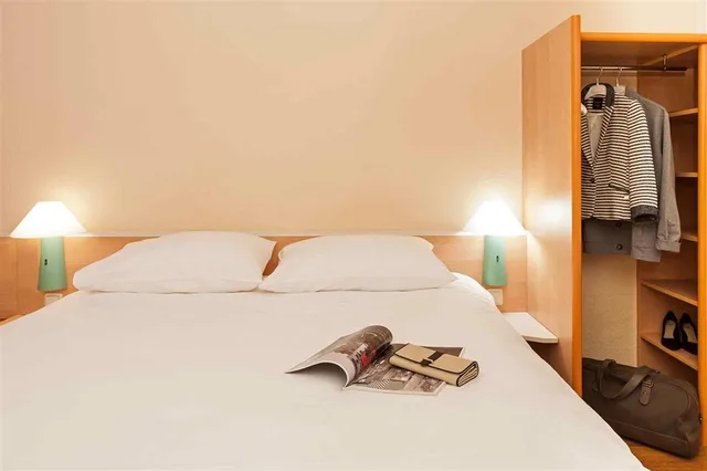 غرفة قياسية بسرير مزدوج، B&B Hotel Dusseldorf Hbf 1/1