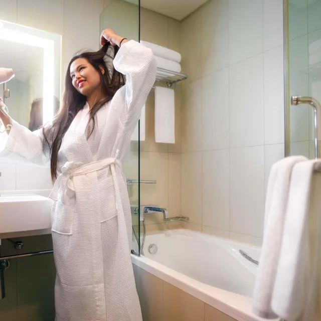 جناح سوبيريور بسرير كينج مع أريكة، Novotel Abu Dhabi Gate 7/7