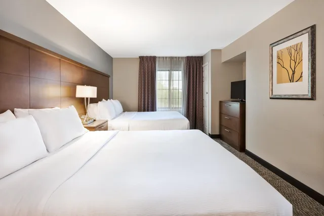 جناح بغرفتي نوم لذوي الإعاقة، STAYBRIDGE SUITES KALAMAZOO 2/7