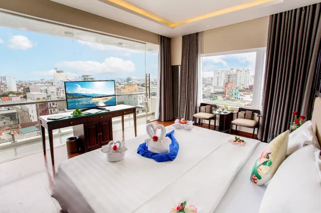 جناح بسرير كينج بشرفة، Thanh Lich 2 Hotel 2/2