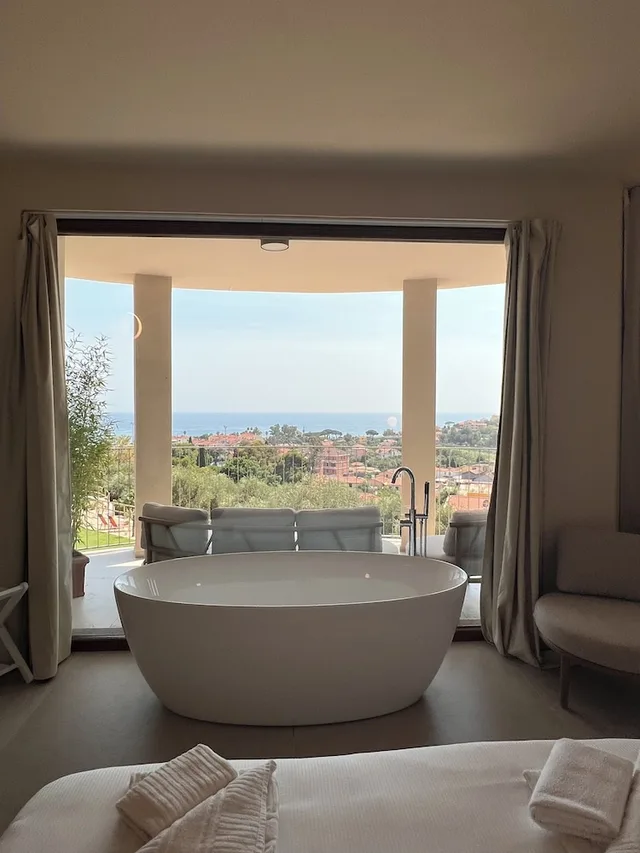 غرفة سوبيريور بسرير كوين بإطلالة على البحر، Il Nido Resort 6/8