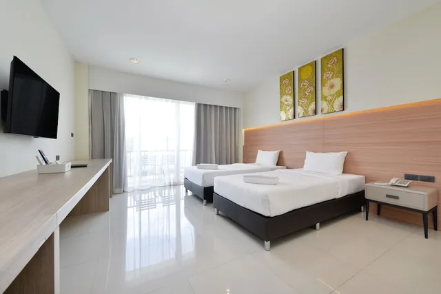 Deluxe, Pool View, Bs Residence Suvarnabhumi 7/10