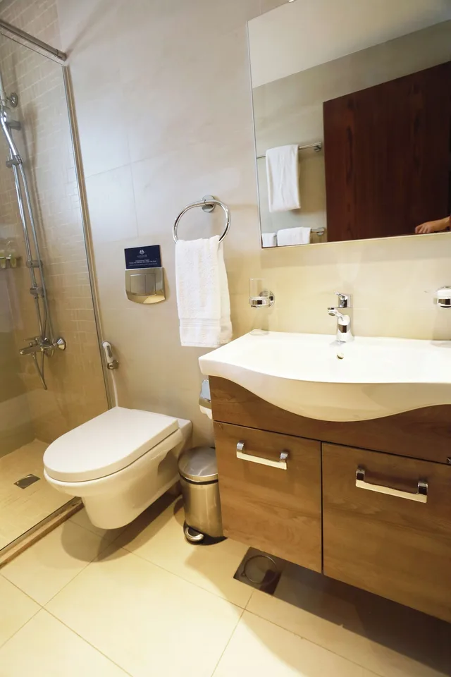1 Bedroom, Suite, King Bed, Naylover Hotel Suites 3/4