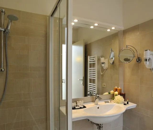غرفة قياسية بسريرين منفصلين، Best Western Hotel Olimpia Imola 2/2