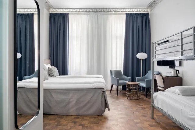 غرفة عائلية بسرير بطابقين وسرير كوين، Hotel Hotorget, BW Signature Collection 2/7