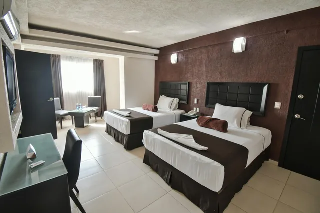 غرفة سوبيريور كبيرة، Hotel Portonovo Plaza Guadalajara 8/10