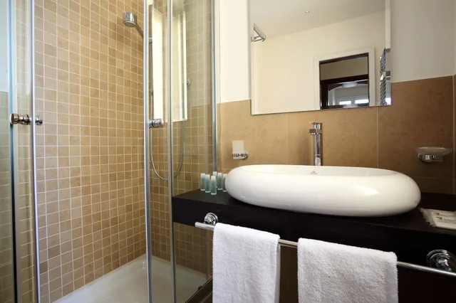 شقة بسريرين منفصلين بغرفتي نوم مع أريكة، Residence Trianon Borgo Pio 6/8