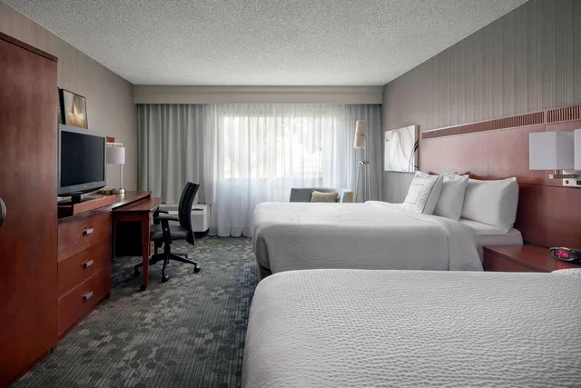 غرفة ديلوكس بسريرين مزدوجين، Sonesta Select Los Angeles Torrance South Bay 1/3