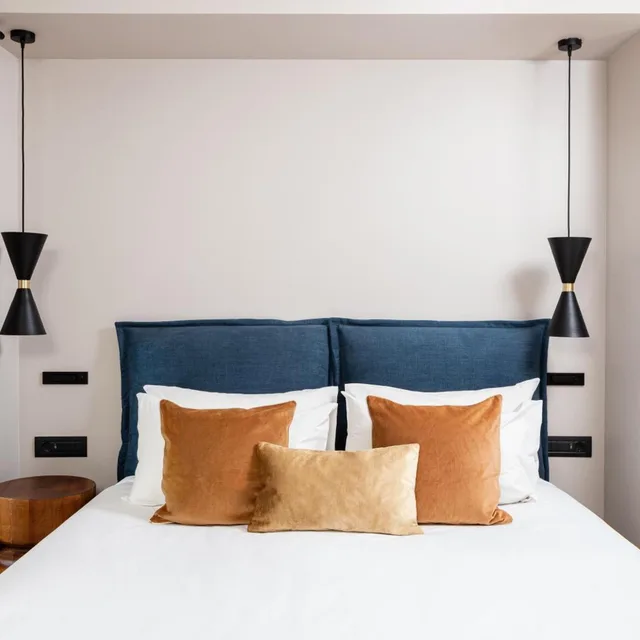 غرفة كومفورت بسرير كينج بشرفة، The Residence Aiolou Suites & SPA 1/3