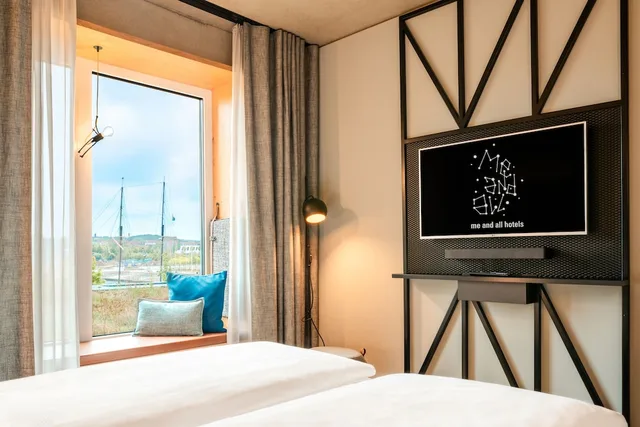 غرفة بسرير كينج بإطلالة على المرفأ، Me and All hotel Kiel, part of JdV by Hyatt 3/6