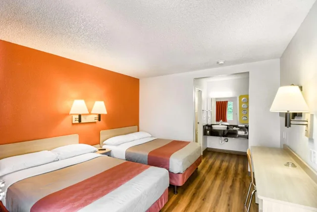 غرفة ديلوكس رباعية، Motel6 Everett, WA - South 2/6