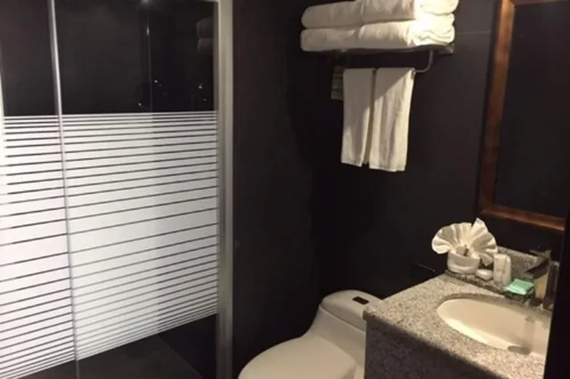 Executive, Double Bed, Wyndham Manta Sail Plaza Hotel and Convention Center 4/5