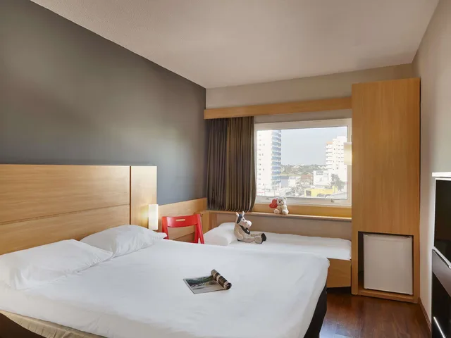 غرفة قياسية بسرير فردي وسرير كوين، Ibis Sao Jose Dos Campos Dutra 5/8