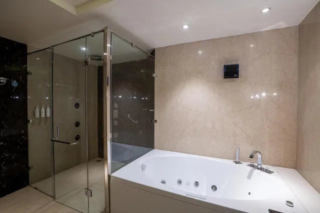 جناح رئاسي بسريرين كينج، Radisson Jodhpur 7/9