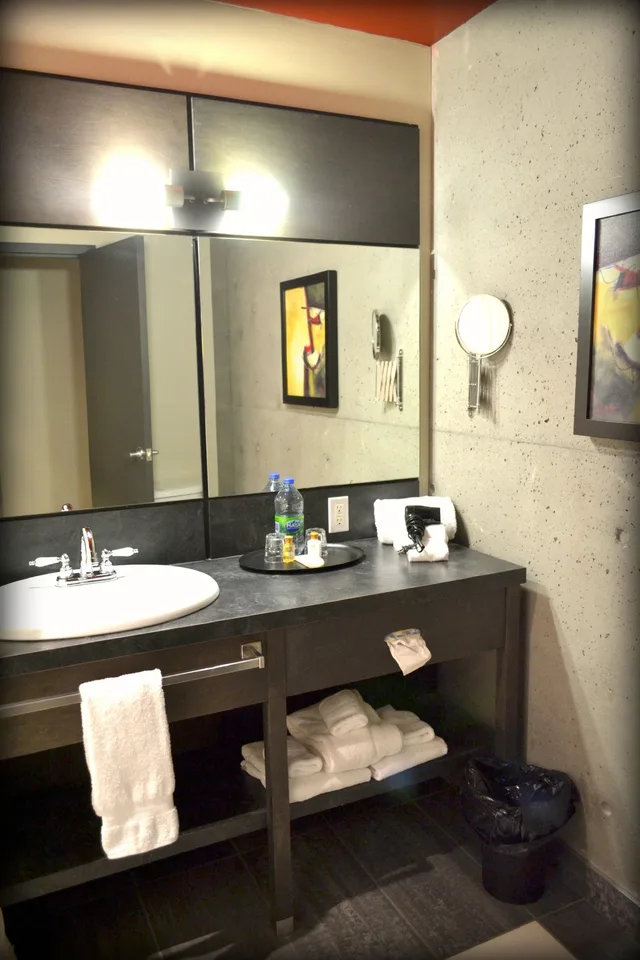 غرفة كومفورت بسريرين كوين، Grand Times Hotel 4/4