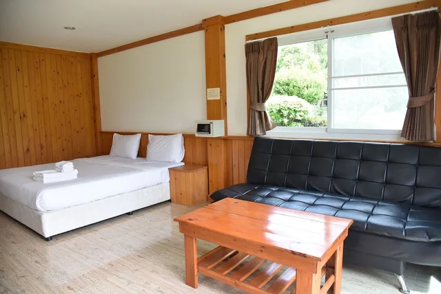 Sea Breeze, King Bed, Z-Touch Lipe Island Resort 1/5