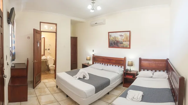 Standard, Double Bed, El Almirante Hotel 1/4