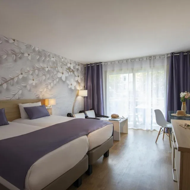 غرفة ديلوكس بسرير مزدوج، Chambord Hotel Menton 5/10
