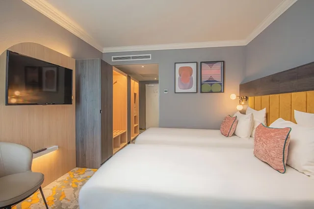 غرفة قياسية بسريرين كوين، Castrum Hotel Szekesfehervar 2/9