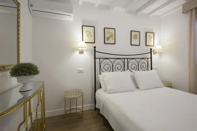 غرفة قياسية بسرير مزدوج مع سرير إضافي، Despotiko Hotel 5/10