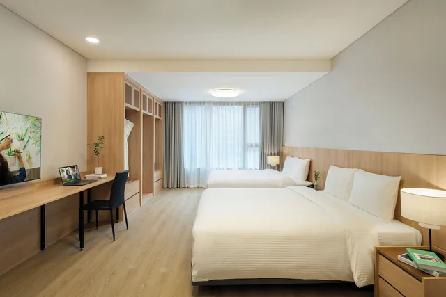 Deluxe, 2 Queen Beds, Somerset Palace Seoul 1/6