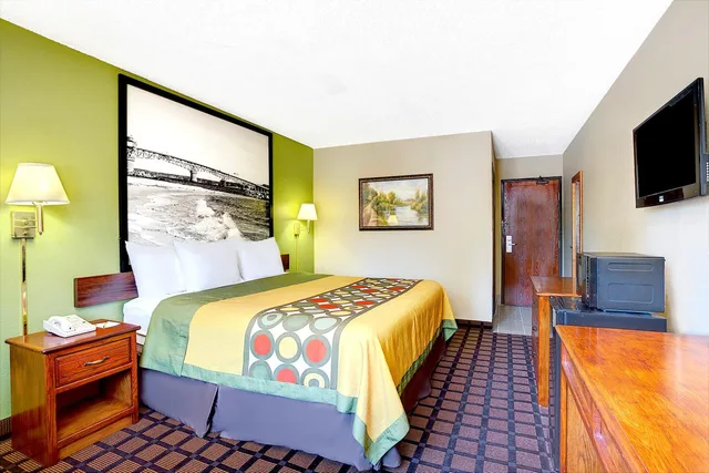 غرفة ديلوكس بسرير كينج للمدخنين، Economy 7 Inn Chesapeake - Portsmouth 5/10