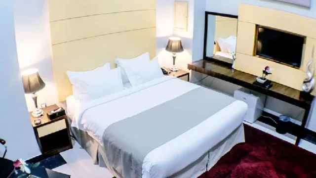 غرفة ديلوكس بسرير كينج، Doha Dynasty Hotel 1/2