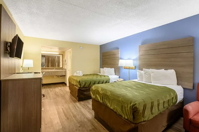 جناح بسريرين مزدوجين، Quality Inn New Orleans I-10 East 2/2