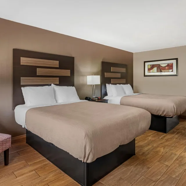 غرفة رباعية بسريرين كوين، Quality Inn & Suites New Boston - Texarkana West 1/3