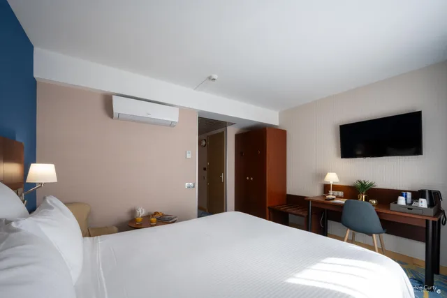 Pool, Superior، Hotel Le Yachtman 2/2
