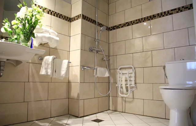 غرفة بسرير مزدوج، Hotel Menton Riviera 3/3