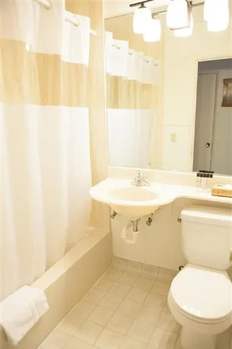 غرفة بسريرين كوين، Hotel Carmel Santa Monica Hotel 1/1