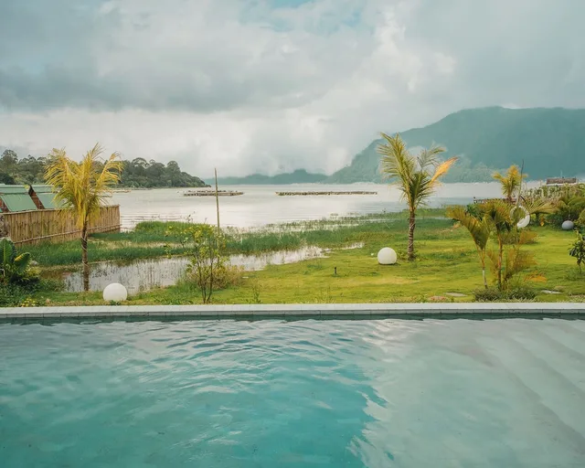 Tribhuwana Padma Lake Resort، Klungkung 48/50