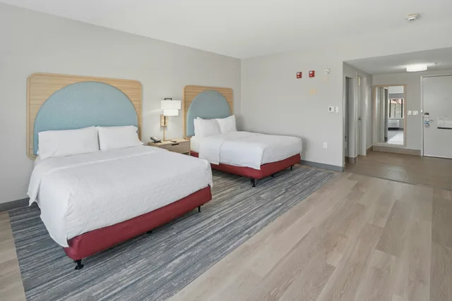 غرفة بسريرين مزدوجين لذوي الإعاقة، Hampton Inn & Suites Pharr, TX 1/5