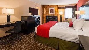 room, Best Western Plus Poconos Hotel 4/5