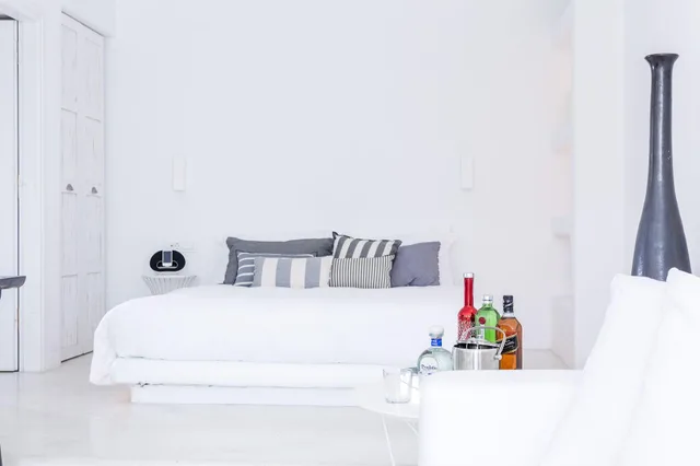 غرفة ديلوكس بإطلالة جزئية على البحر، Ostraco Suites 1/10