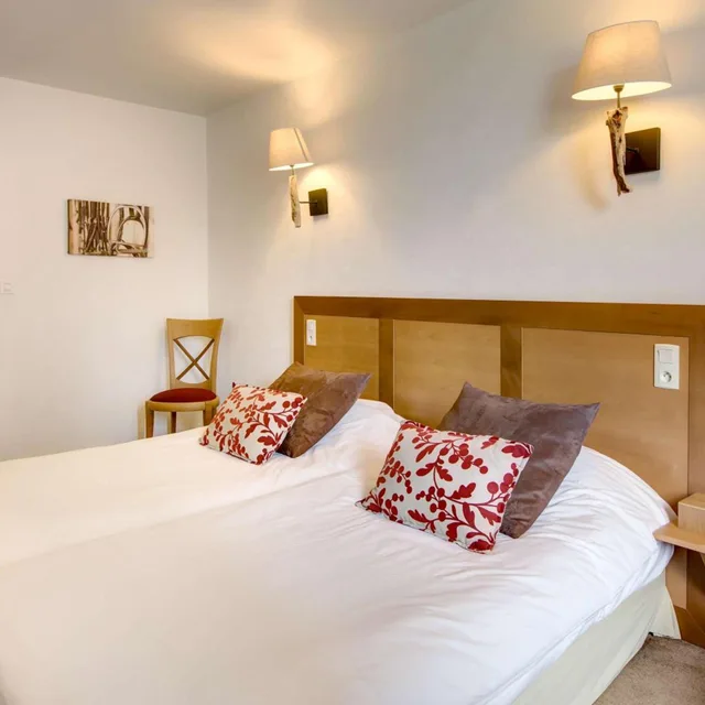 Room, Single, Domaine Des Ormes 1/10