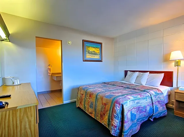 غرفة بسرير كينج، Budget Inn Boise 1/1