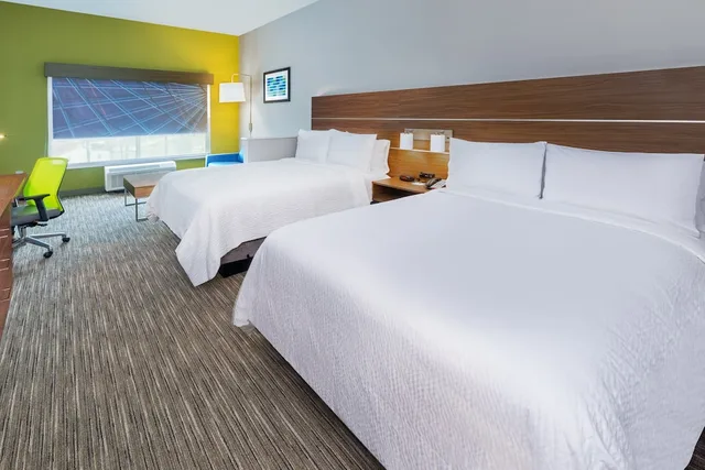 جناح بسريرين كوين مع أريكة، Holiday Inn Express & Suites Houston - N Downtown 2/6