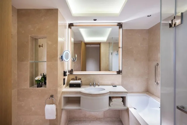 غرفة سوبيريور بسرير كينج بإطلالة على الحديقة، Novotel Shanghai JingAn 5/9