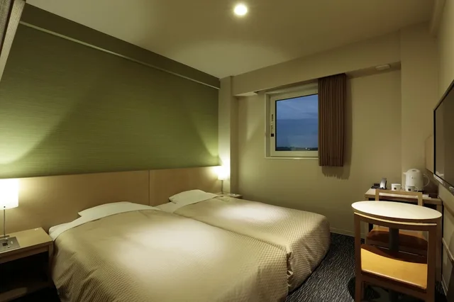 Hollywood, Twin Beds، Candeo Hotels Shizuoka Shimada 2/4
