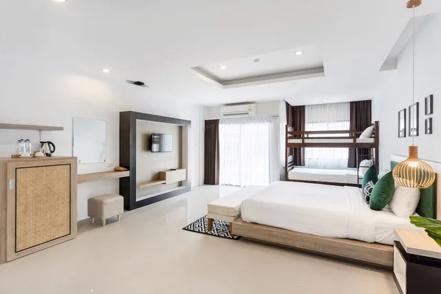 Family, King Bed, Bunk Bed, Buasri Boutique Patong 4/6