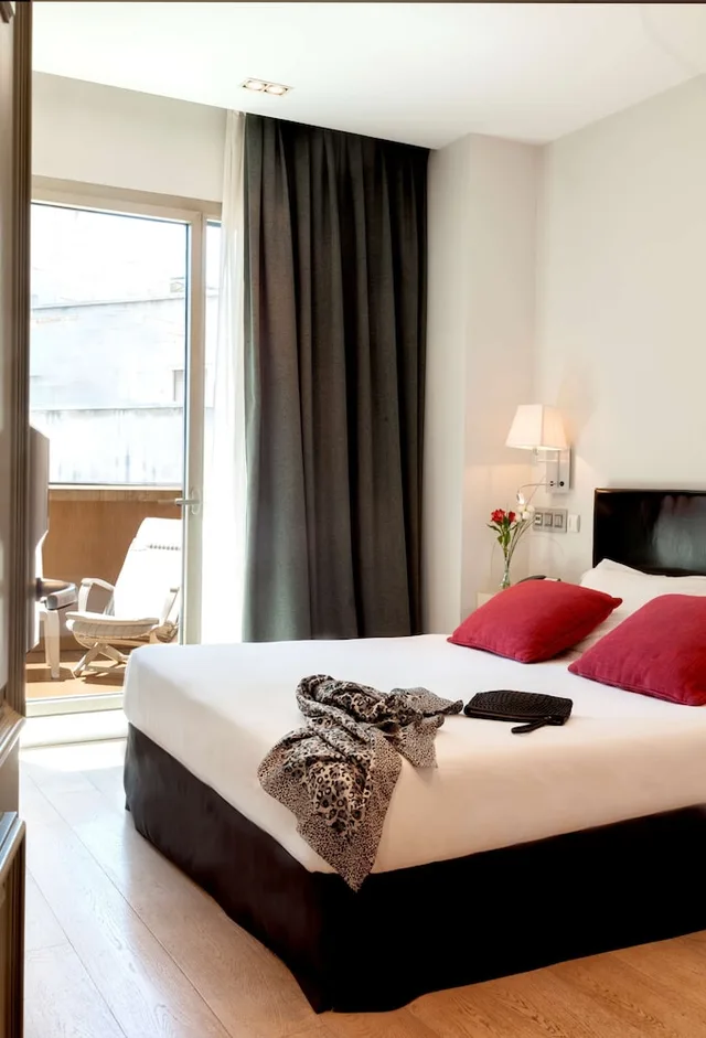 Twin or Double room Superior Balcony, Inhala Hotel Garden 3/10