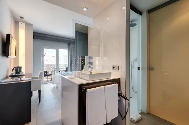 غرفة سوبيريور مفردة بسرير مزدوج، Barcelo Hamilton Menorca - Adults Only 2/2
