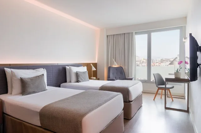 Room, Twin Beds, Accessible, Dazzler By Wyndham Lima San Isidro 1/4