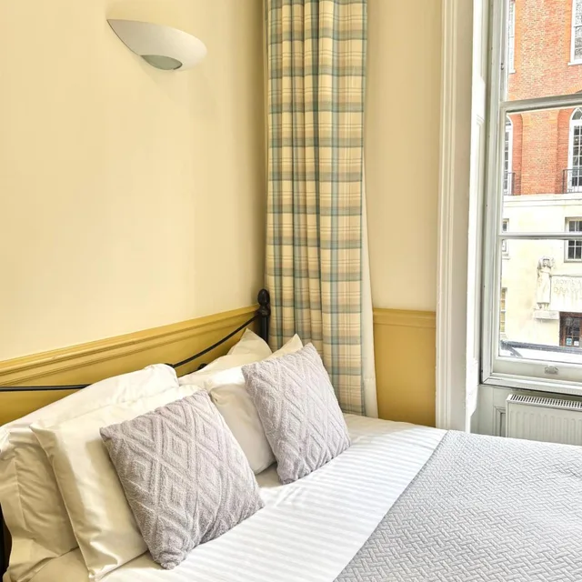 غرفة بسرير مزدوج بحمام خاص، The Marker Hotel 3/10